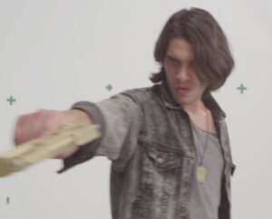 Fotograma producción chico armado, videoclip Can’t stop now, productora Canada