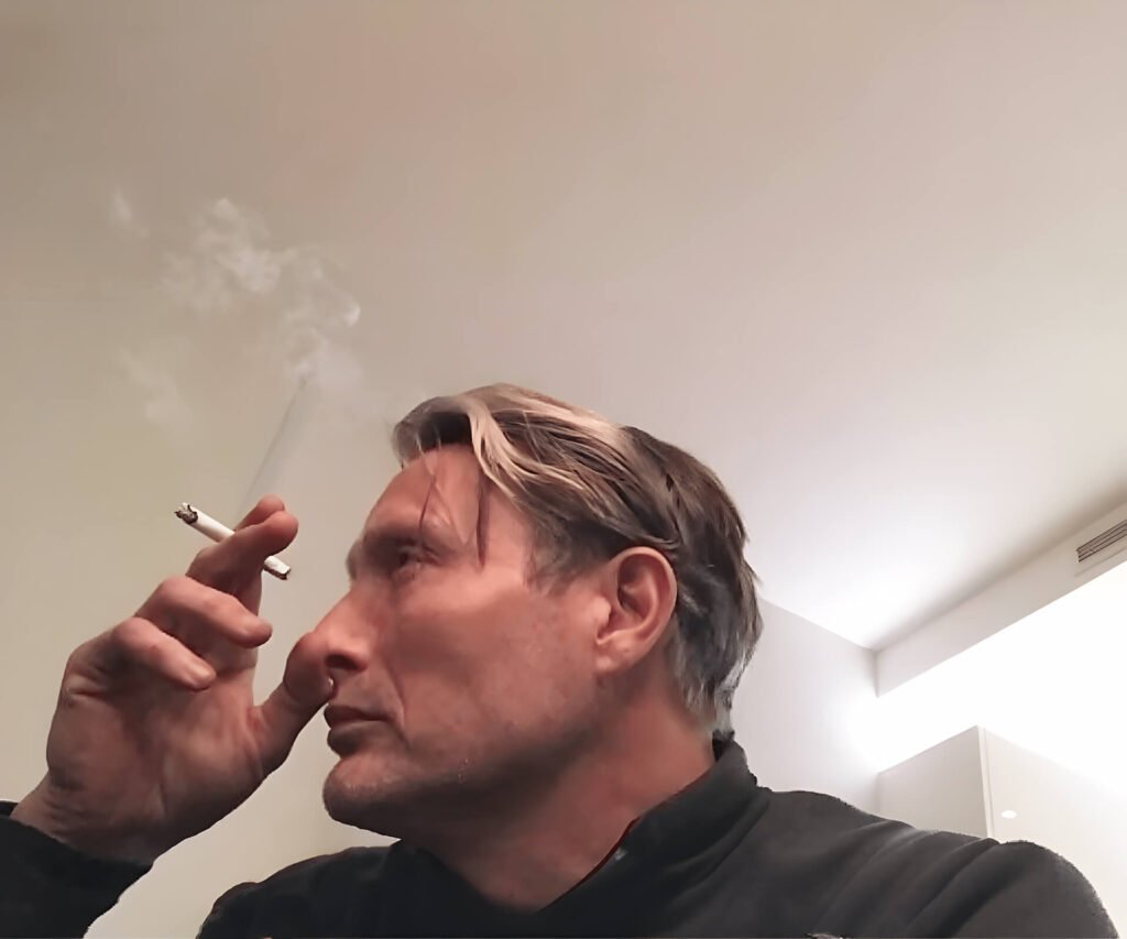 Meme "Esto es cine" de Mads Mikkelsen para ilustrar el debate sobre el cine con IA generativa.